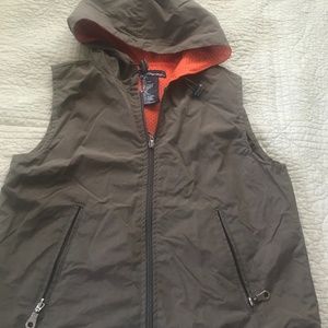 NO BOUNDARIES boys hooded vest size small